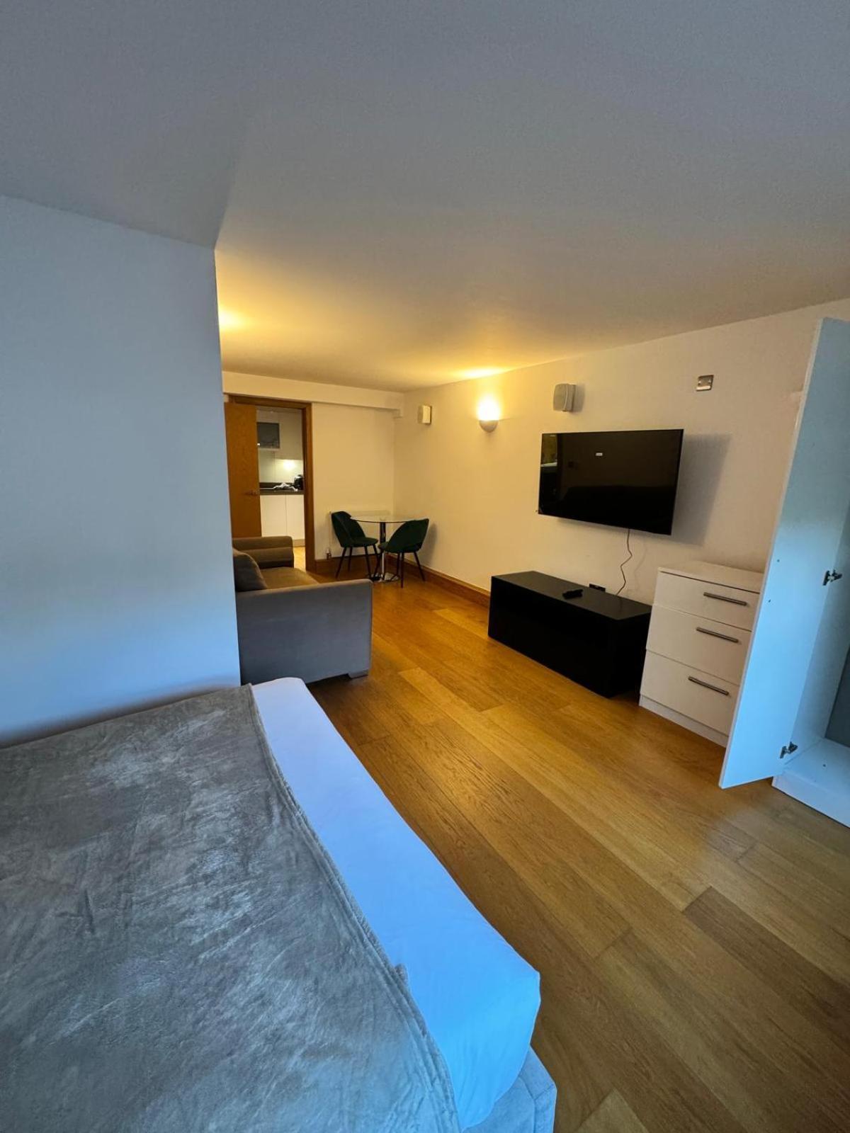 Westwood House Apartment London Bagian luar foto