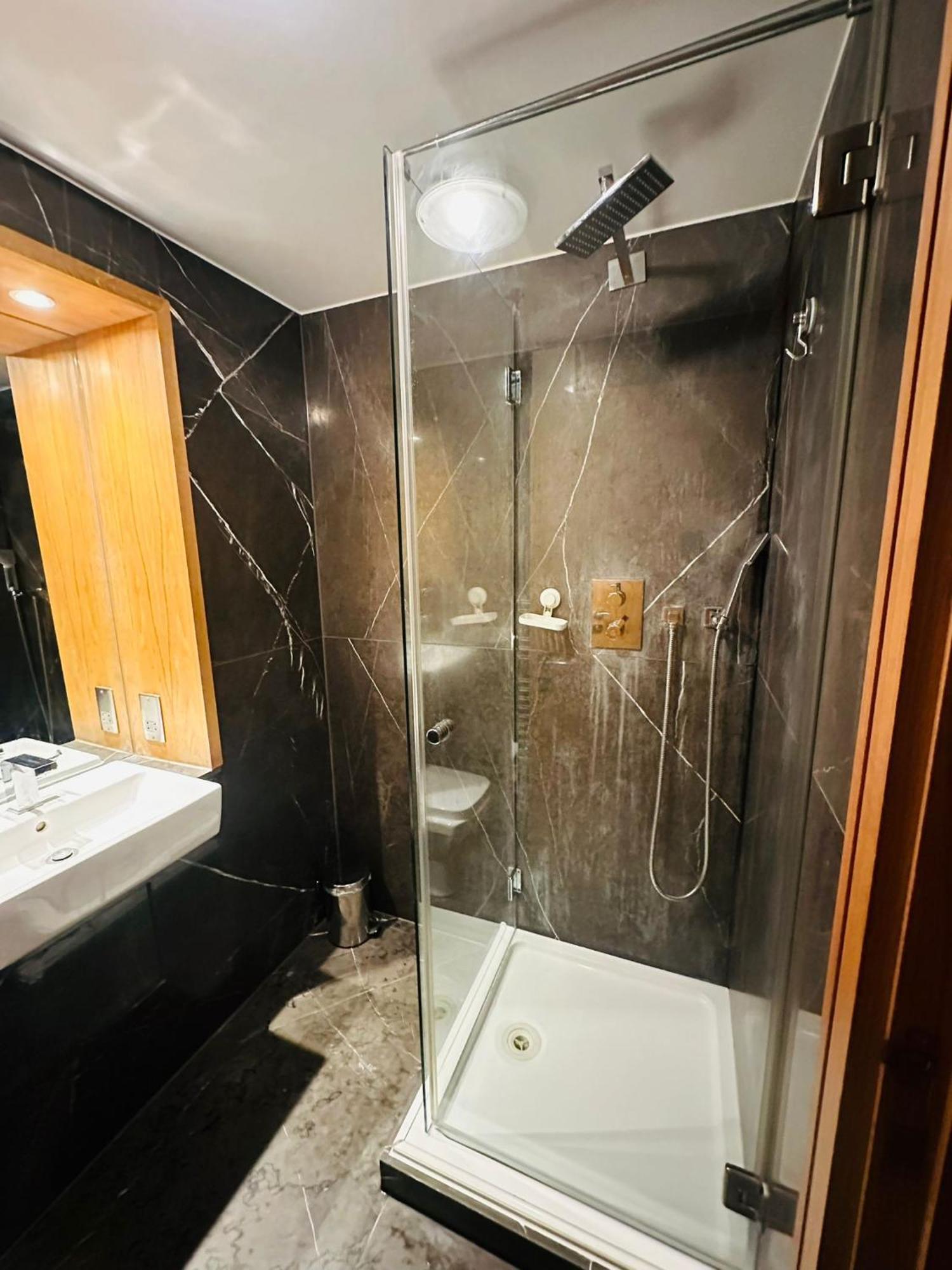 Westwood House Apartment London Bagian luar foto