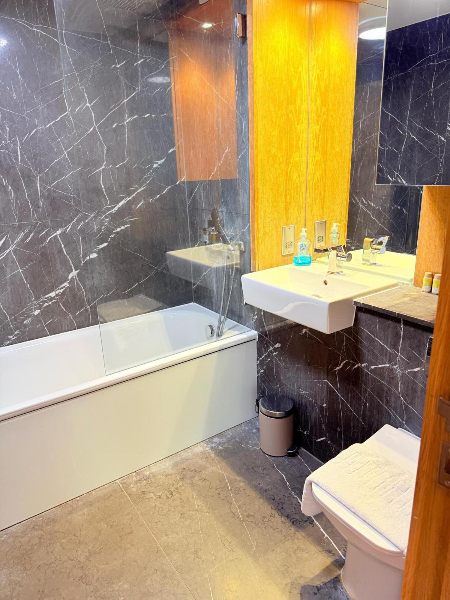 Westwood House Apartment London Bagian luar foto